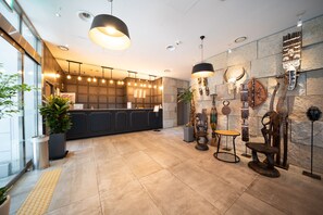 Reception - H Avenue Hotel Yeocksam (Seoul)