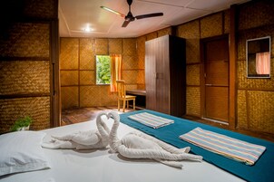 Grand Tree House | Living area