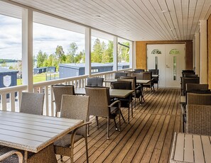 Utendørsservering