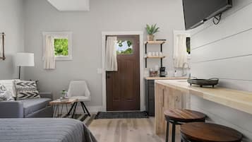 1 camera, una scrivania, ferro/asse da stiro, Wi-Fi gratuito