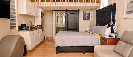 1 bedroom, iron/ironing board, travel crib, free WiFi