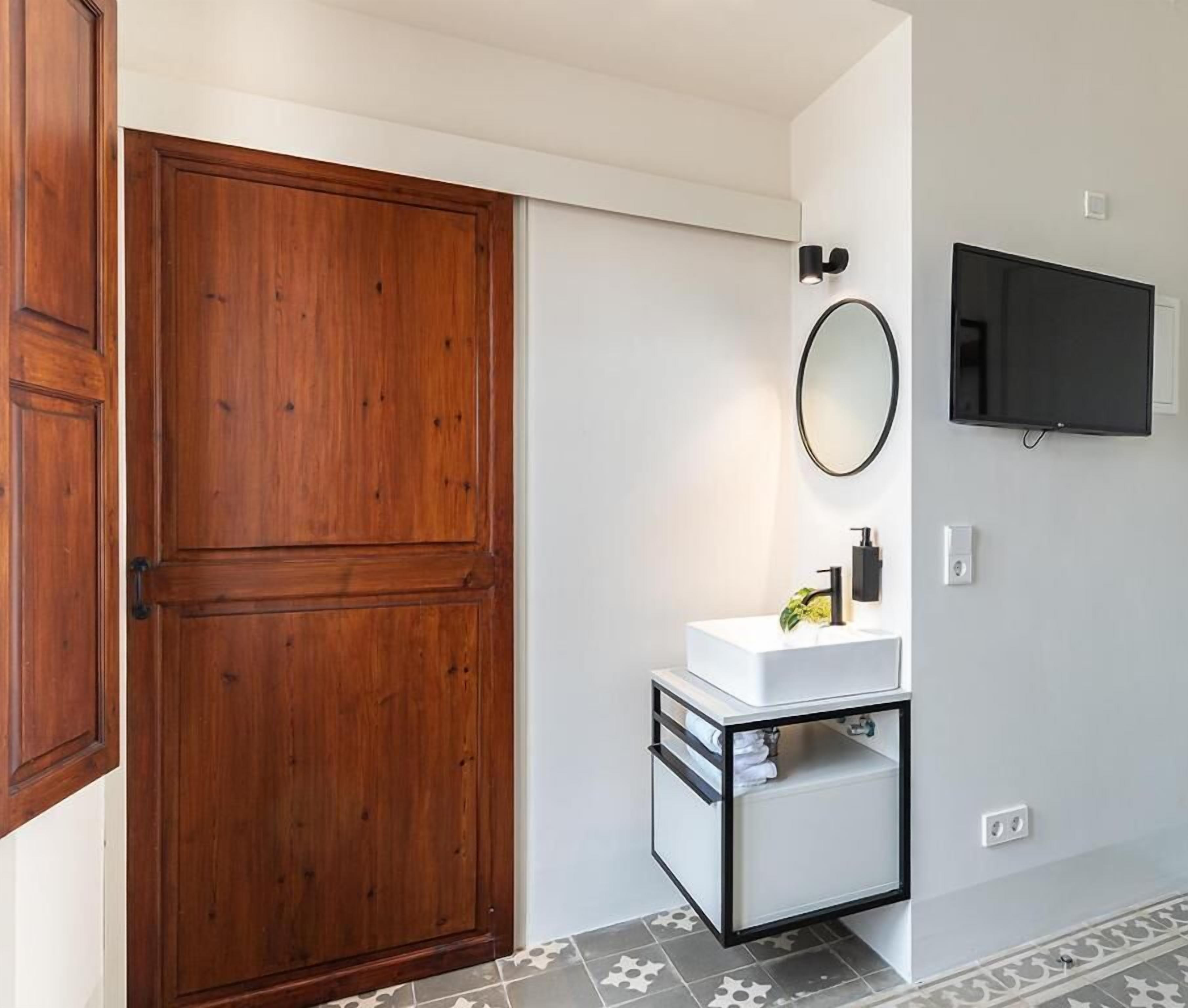 Foto - "unic, turisme d'interior"