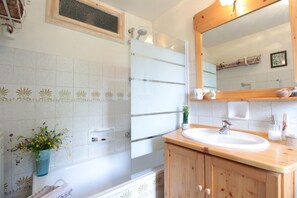 Duschwanne, Haartrockner, Bidet
