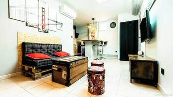 TV connectée, vidéothÚque, chaßne hi-fi