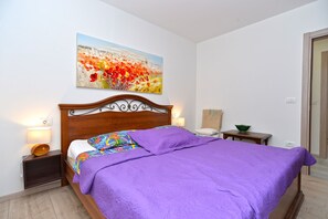 2 bedrooms, Internet