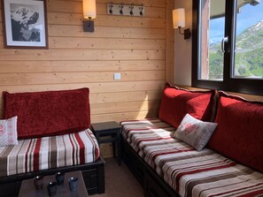 1 quarto, Wi-Fi de cortesia, roupa de cama