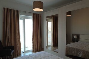 4 Schlafzimmer, Bügeleisen/Bügelbrett, kostenloses WLAN, Bettwäsche