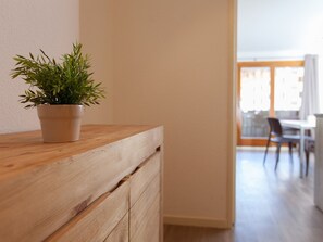 Interior - Renovated studio, Slope access, Wifi, Pets ok (Briançon)