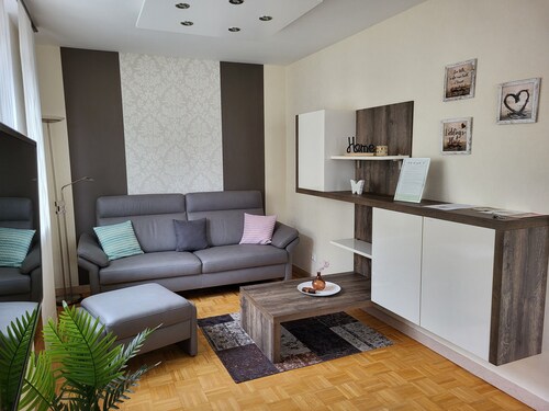 Vacation home with garden and terrace, 15 minutes from the Moselle