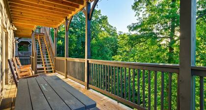 Hummingbird Hill Vista- Pool HotTub View