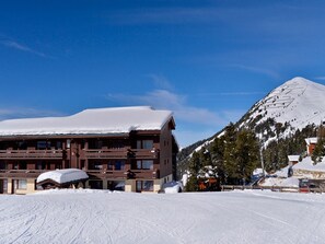 Exterior - Renovated 4-room apartment, direct access to slopes, 8 pers. (Belle Plagne)