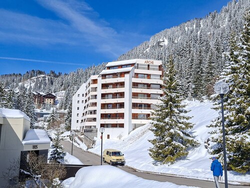 Comfortable 3-room apartment in central Flaine with terrace