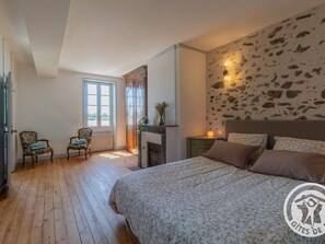 4 soverom, wi-fi (inkludert) og sengetøy