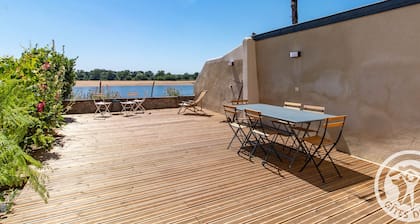 Authentic 3-Level House with Terrace and Loire View