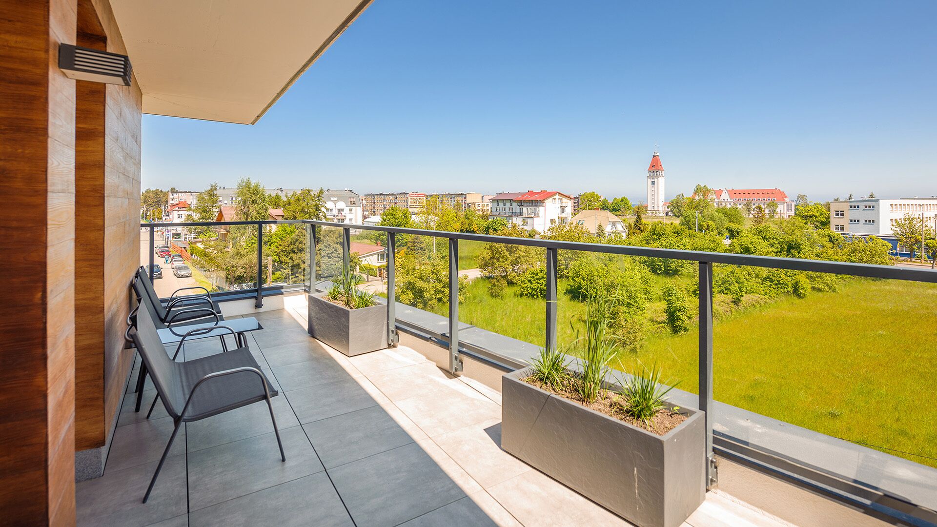 Huoneisto (51) | Parveke