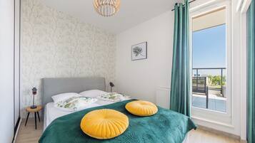 1 bedroom, laptop workspace, iron/ironing board, free WiFi