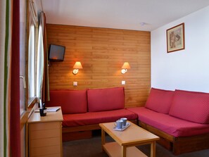 TV - Comfortable Studio 3/4 pers. - Center - Slope View - Ski Locker (Belle Plagne)