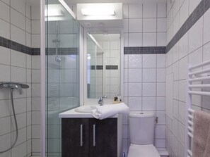 Bathroom - Renovated studio direct slope access, panoramic views (Briançon)