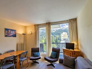 TV, DVD player - Comfortable studio near slopes and shops, balcony, 4 pers. (Flaine)