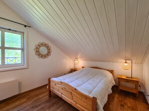 4 bedrooms, free WiFi