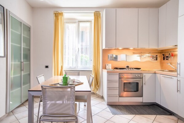 Microwave, oven, stovetop