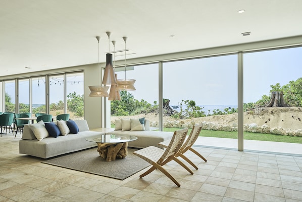 Lobby - Watermark Hotel Okinawa Miyakojima (Miyakojima)