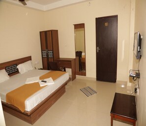 Free WiFi - Hotel Santhosh Inn (Nagapattinam)