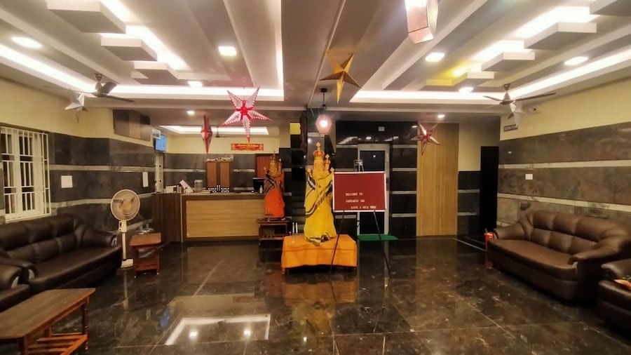 Hotel Santhosh Inn