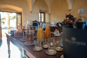 Petit déjeuner buffet compris tous les jours