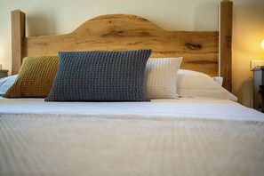 Habitación Confort | Ropa de cama de alta calidad y edredones de plumas