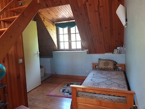 2 camere, ferro/asse da stiro, culla da viaggio