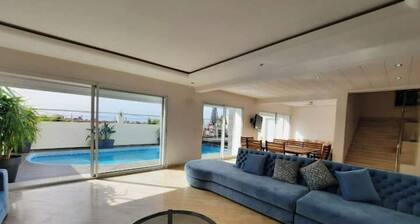 Villa avec piscine vue mer