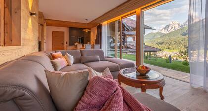Chalet Panorama Himmelreichhof avec vue sur les montagnes, piscine partagée & Wi-Fi