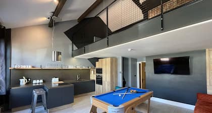 The Luxury Penthouse by Sasco Apartments