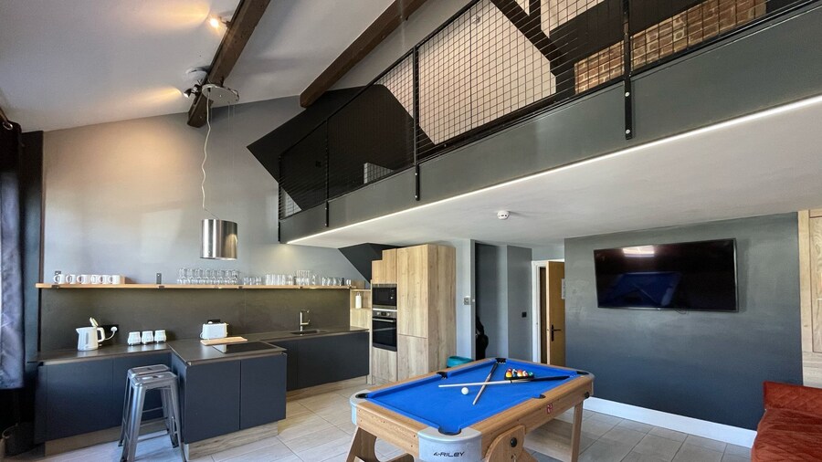 The Luxury Penthouse by Sasco Apartments