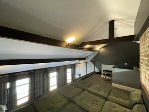 Penthouse de lujo, baño privado | Interior