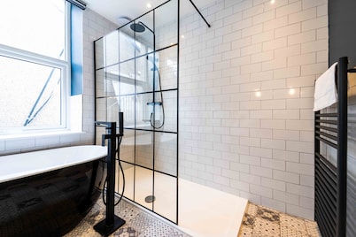 The Luxury Penthouse by Sasco Apartments