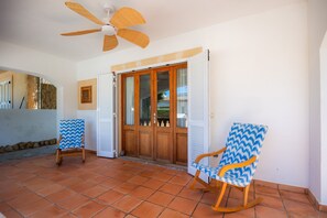 Terrace/patio - Villa Balena with Heated Pool, Sea Views, Wi-Fi, and Air Conditioning (Sa Ràpita)