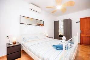 4 camere, ferro/asse da stiro, Wi-Fi gratuito, lenzuola