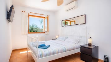 4 dormitorios, tabla de planchar con plancha, wifi gratis y ropa de cama