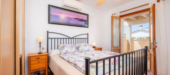 Villa Balena with Heated Pool, Sea Views, Wi-Fi, and Air Conditioning