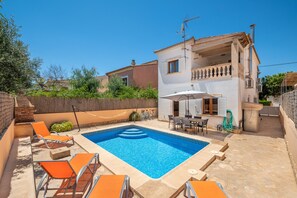 Pool - Villa 'Balena with Heated Pool' with Sea View, Wi-Fi and Air Conditioning (Sa Ràpita)