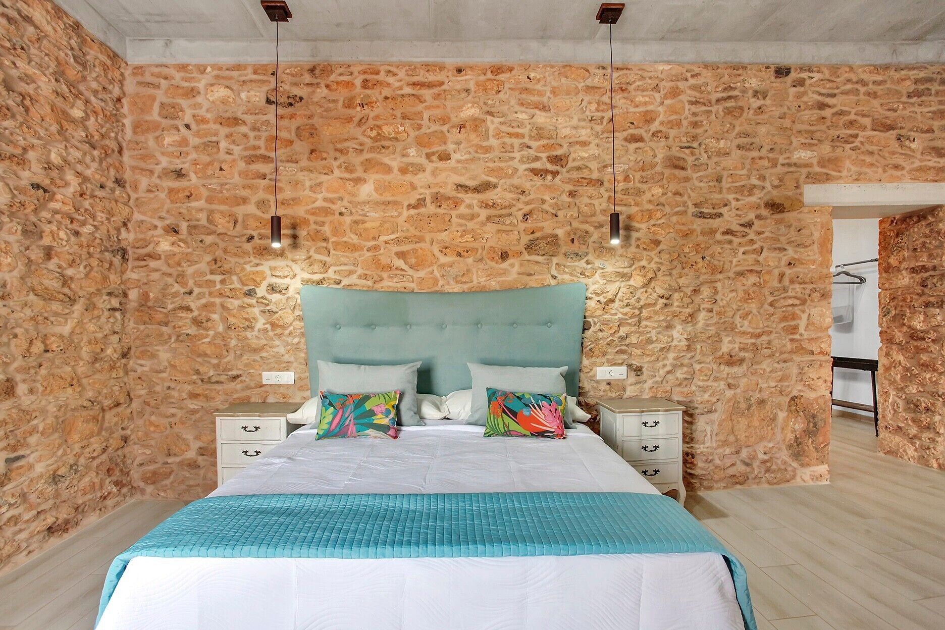 2 bedrooms, free WiFi, bed sheets, wheelchair access