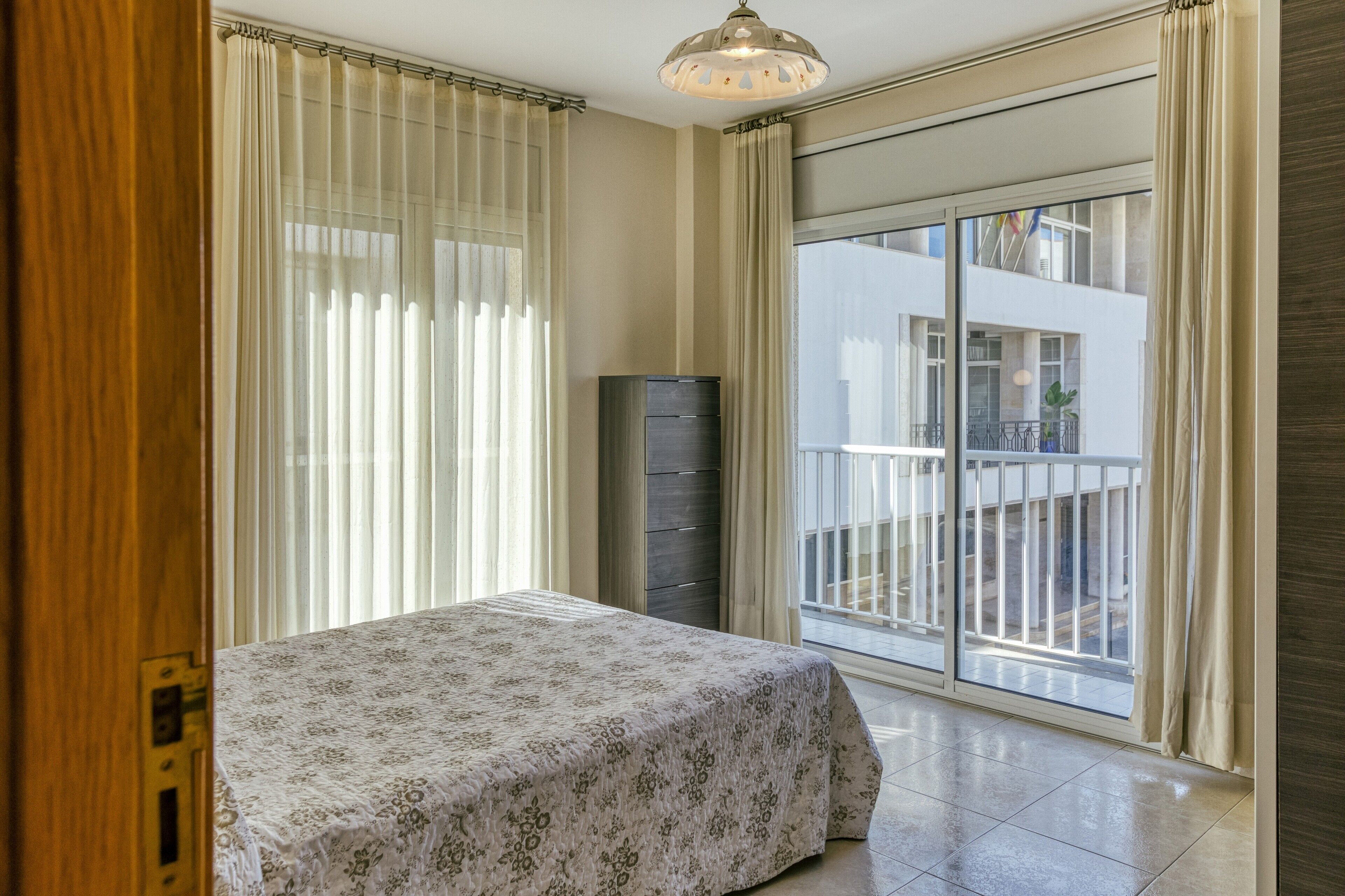2 habitaciones, wifi gratis y ropa de cama 