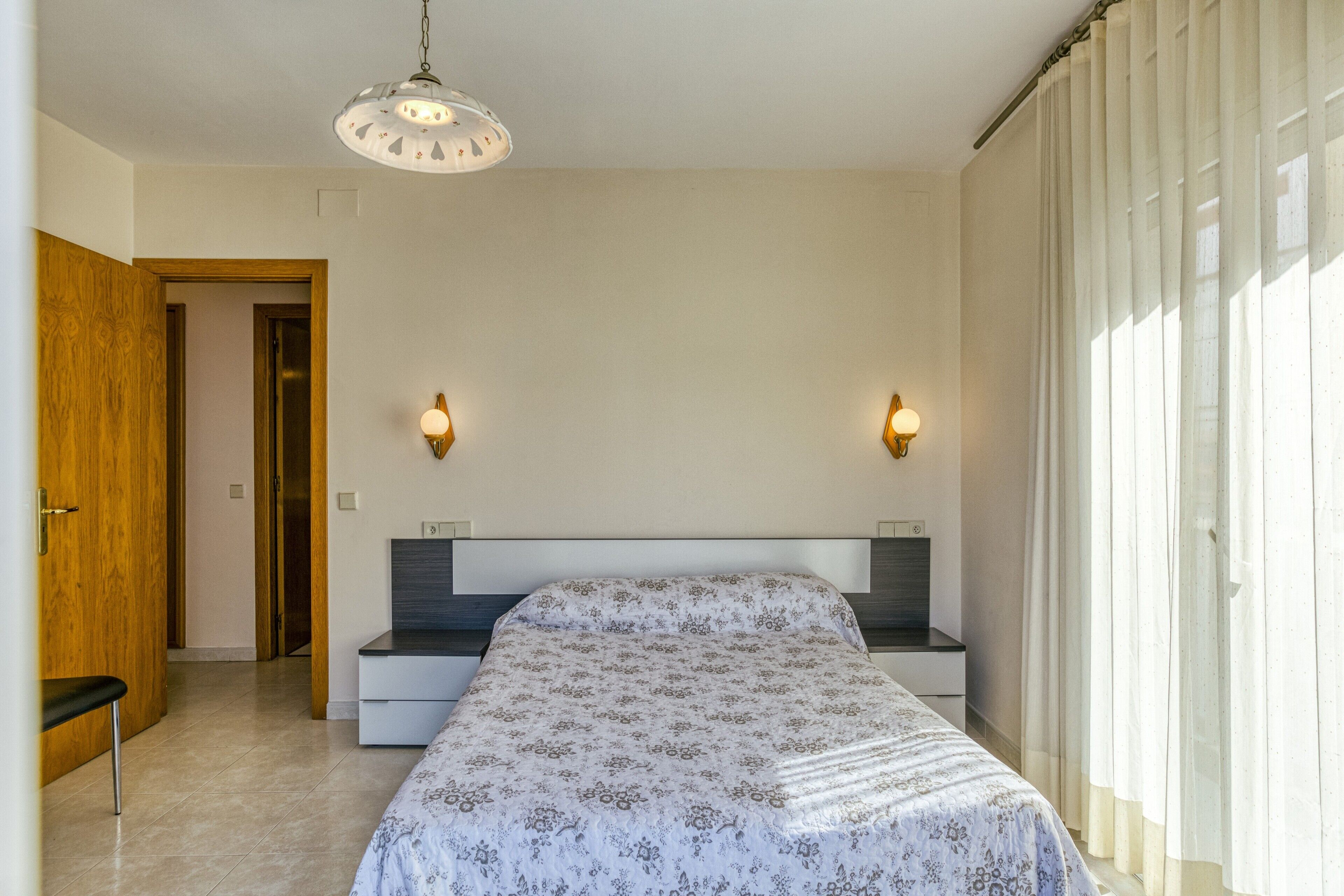 2 habitaciones, wifi gratis y ropa de cama 