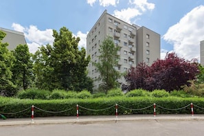 Exterior - Wilanowska 14A Warszawa | One Bedroom Apartment with Parking (Warszawa)
