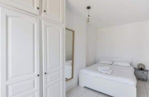 Strykejern/-brett, wi-fi (inkludert) og sengetøy