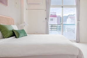 Double Room, Balcony | Free WiFi, bed sheets