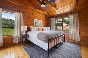 4 bedrooms, travel cot, free WiFi, bed sheets