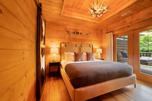 4 bedrooms, travel cot, free WiFi, bed sheets